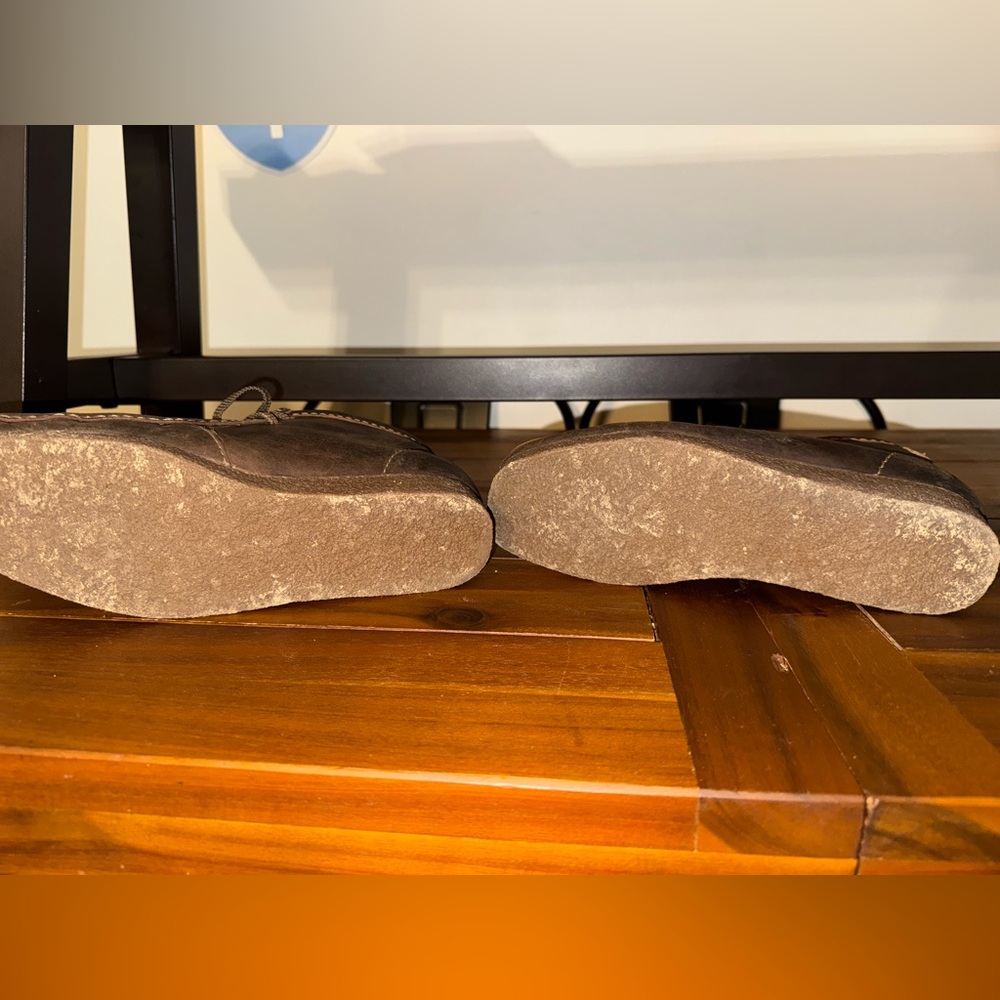 Clarks Brown Chukka Boots - Picture 4 of 5